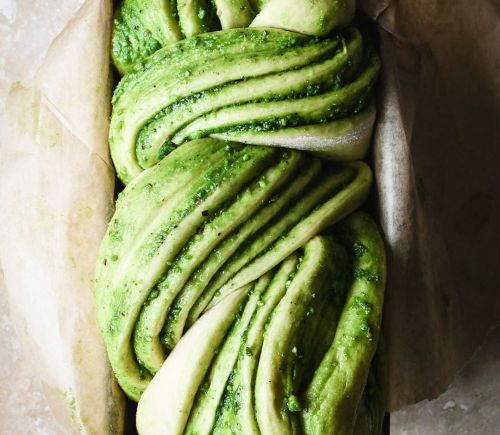 MATCHA AND PISTACHIO BABKA