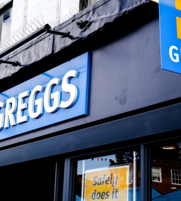 plant-based-news-greggs