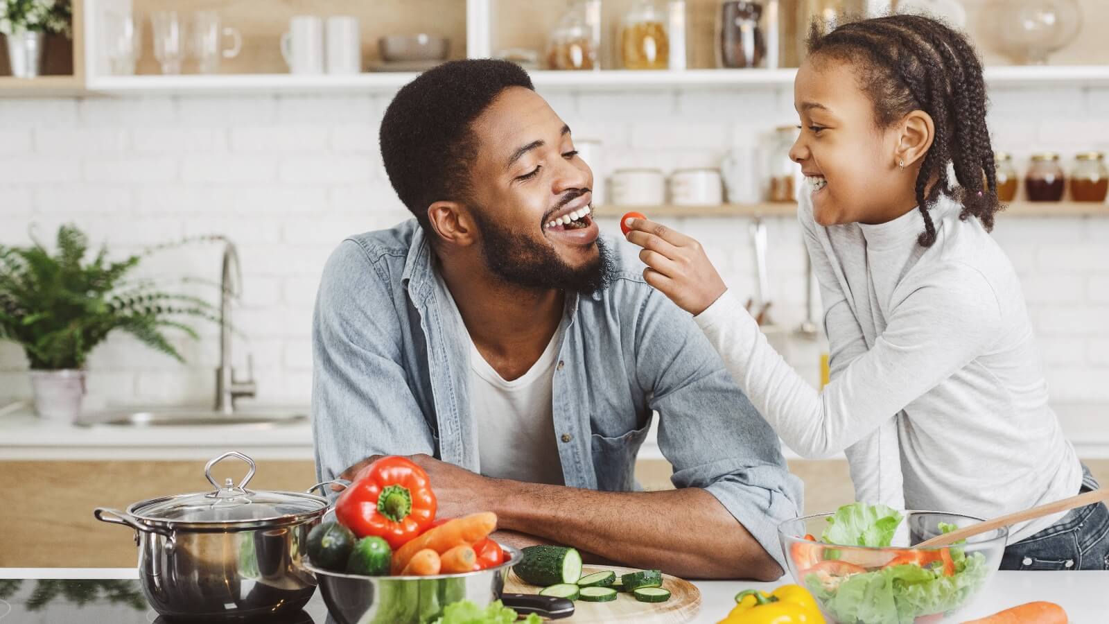 Family eating healthy