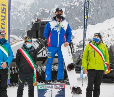 Vegan athlete Tommaso Leoni snowboards to victory in a leading Italian competition, and credits his vegan diet for improved physical performance